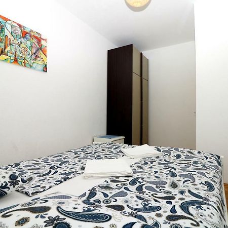 Apartments Reljic With Terrace Baška Eksteriør billede