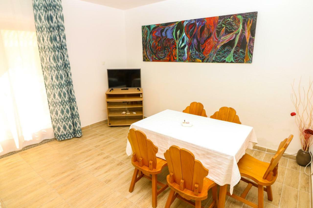 Apartments Reljic With Terrace Baška Eksteriør billede