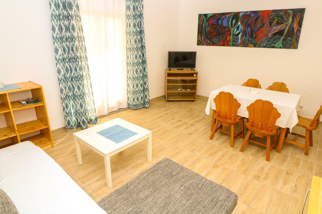 Apartments Reljic With Terrace Baška Eksteriør billede