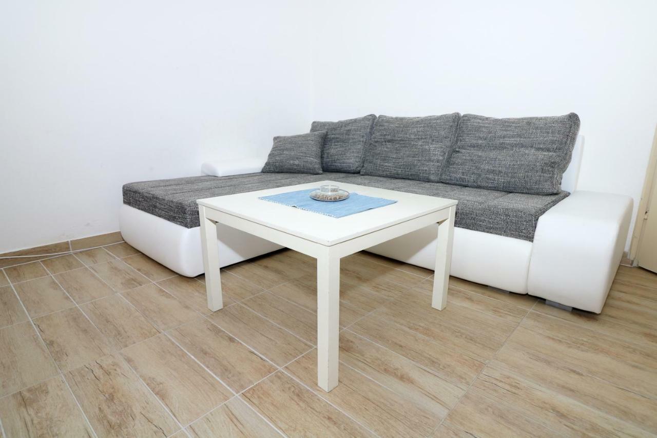 Apartments Reljic With Terrace Baška Eksteriør billede