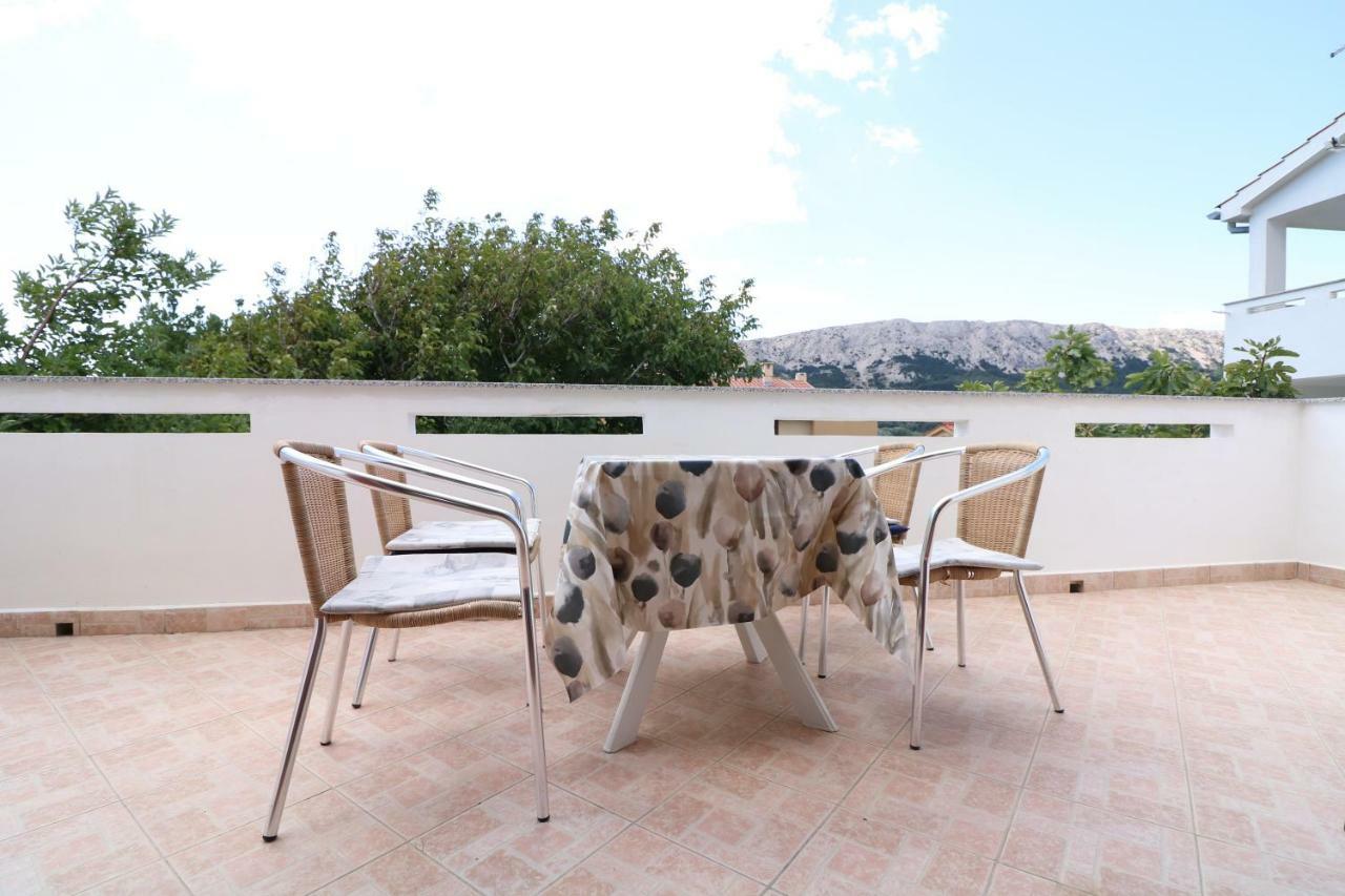 Apartments Reljic With Terrace Baška Eksteriør billede
